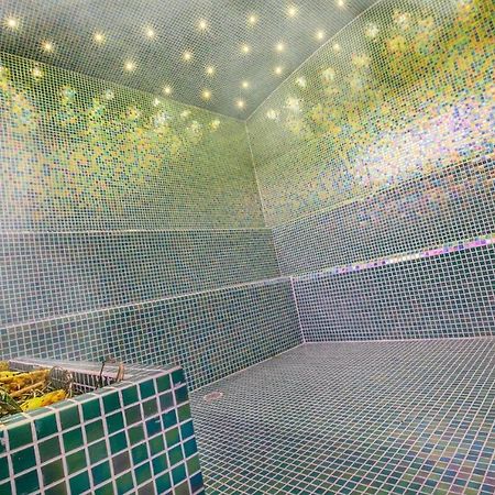 Hotel V1501 Pasto Exterior foto The interior of the steam room