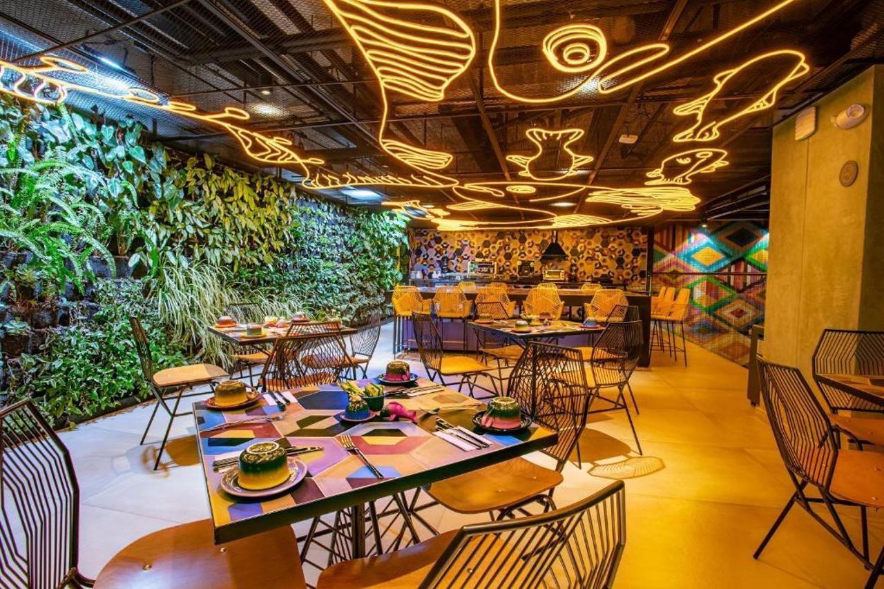 Hotel V1501 Pasto Exterior foto Interior of the restaurant in 2018